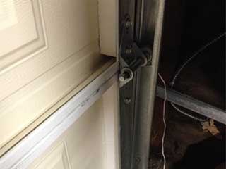 Common Garage Door Malfunctions | Garage Door Repair Norwalk, CT A Few Common Garage Door Malfunctions