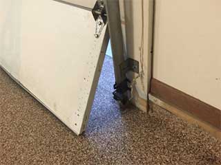 Common Garage Door Mistakes | Garage Door Repair Norwalk, CT Common Garage Door Mistakes | Garage Door Repair Norwalk, CT